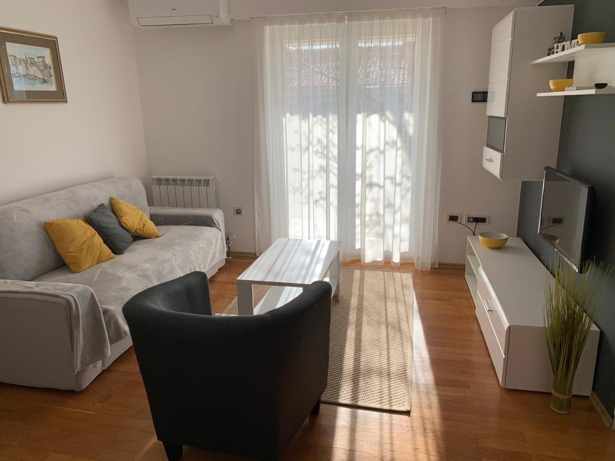 Deluxe Apartment Dora With A Private Parking, Terrace And See View Rijeka Exterior foto