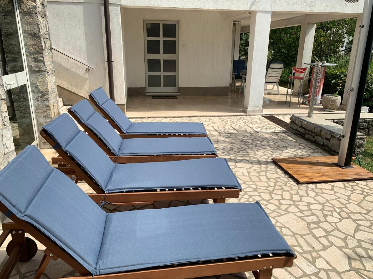 Deluxe Apartment Dora With A Private Parking, Terrace And See View Rijeka Exterior foto