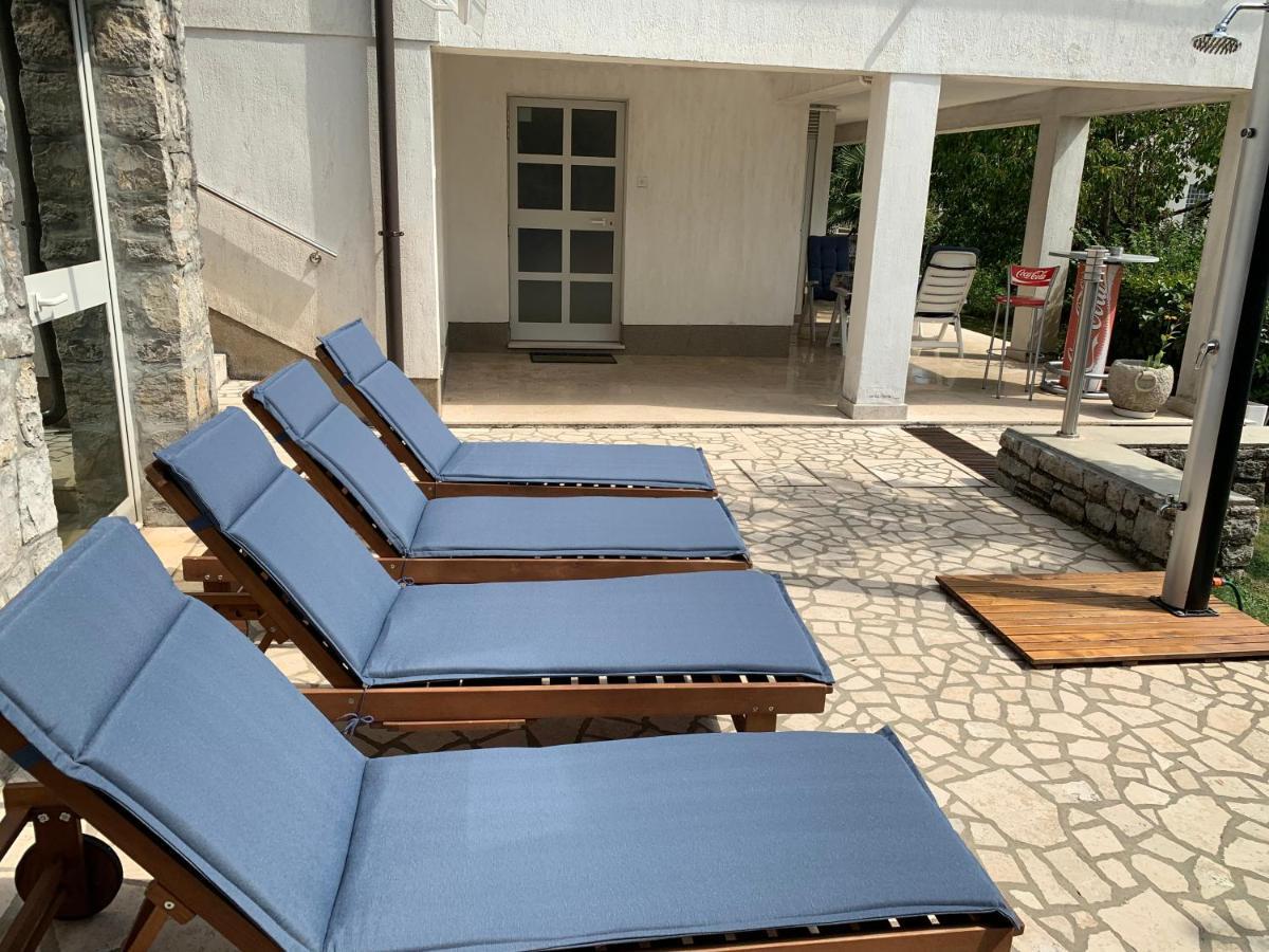 Deluxe Apartment Dora With A Private Parking, Terrace And See View Rijeka Exterior foto