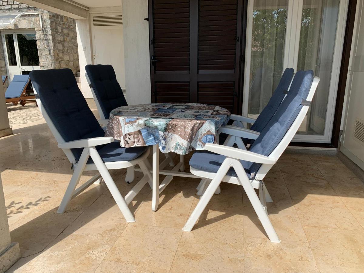 Deluxe Apartment Dora With A Private Parking, Terrace And See View Rijeka Exterior foto