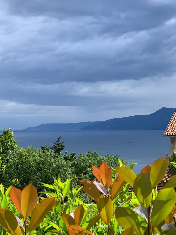 Deluxe Apartment Dora With A Private Parking, Terrace And See View Rijeka Exterior foto