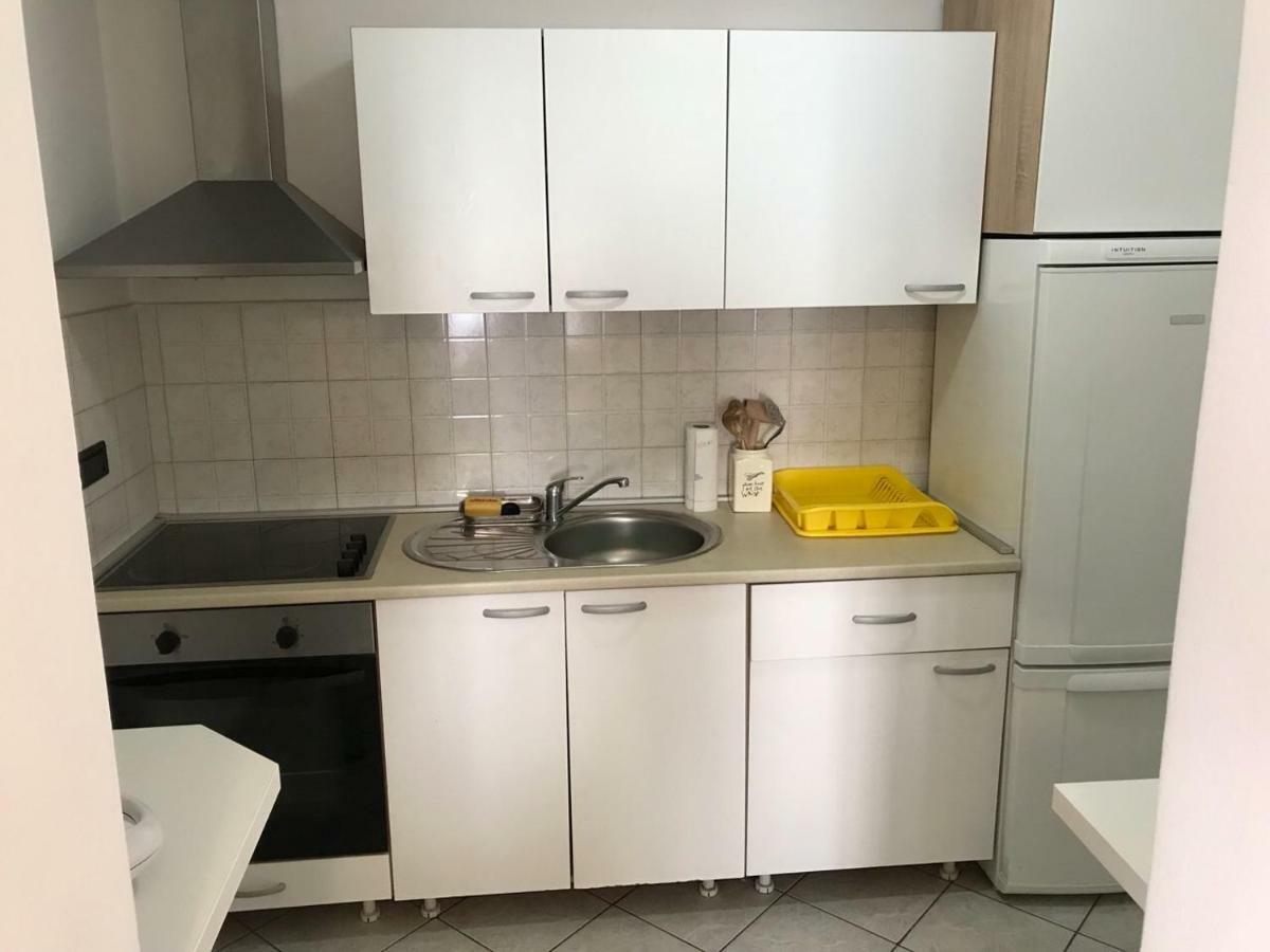 Deluxe Apartment Dora With A Private Parking, Terrace And See View Rijeka Exterior foto